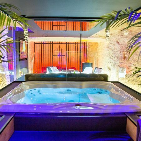 Omira - Nuits D'Exception & Spa Tours Extérieur photo