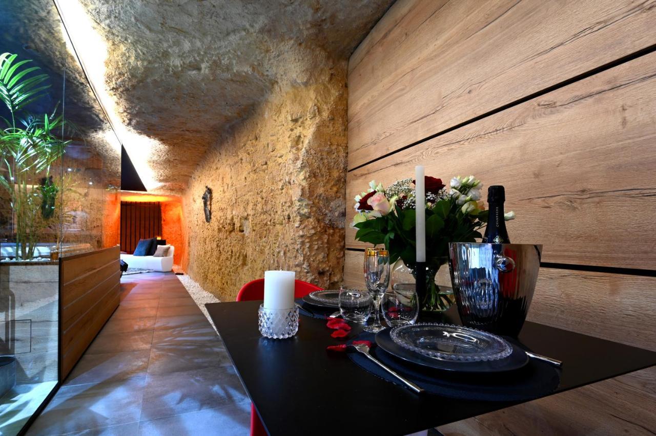 Omira - Nuits D'Exception & Spa Tours Extérieur photo